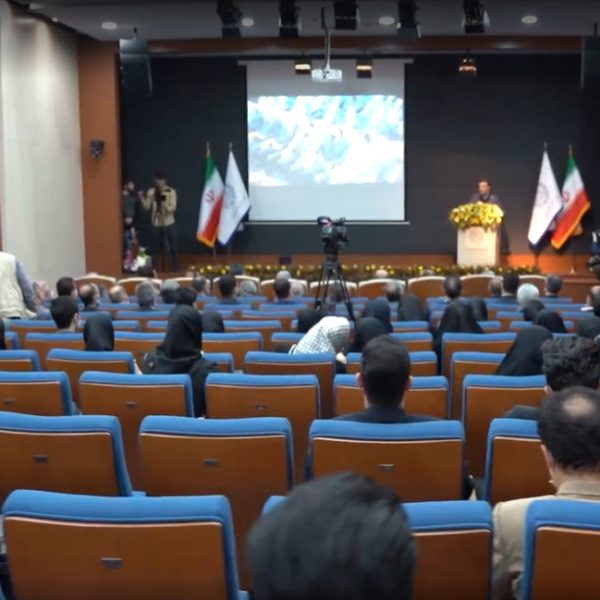 کلیپ مراسم رونمایی از ساختمان جدید کانون وکلای دادگستری گیلان