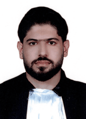 یاسین احمدی لیف شاگرد