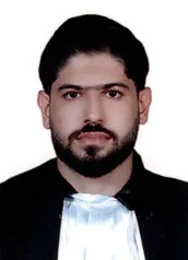 یاسین احمدی لیف شاگرد